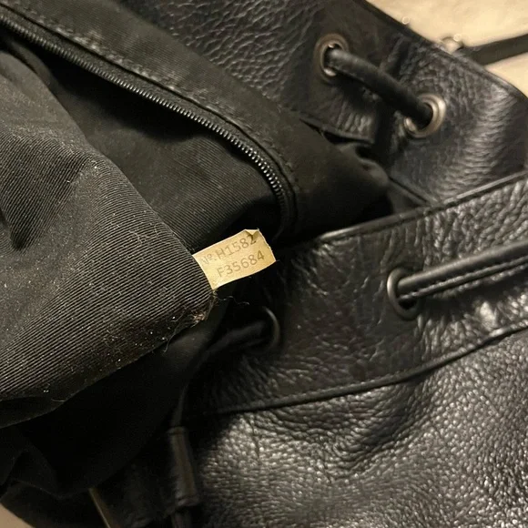 COACH Mickie Drawstring Crossbody Shoulder Bag 2 WAY. - Picture 6 of 11